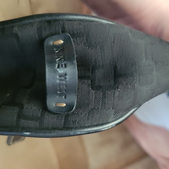 Authentic Nine West Shoulder Bag - Picture 11 of 12